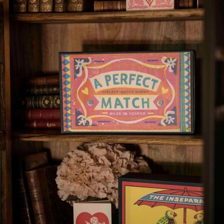 Archivist Gallery Matches A Perfect Match giant allumettes () - Panache (Koksijde)