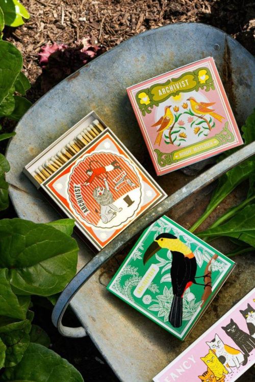 Archivist Gallery Matches Ariane's Circus Show lucifers vierkant () - Panache (Koksijde)