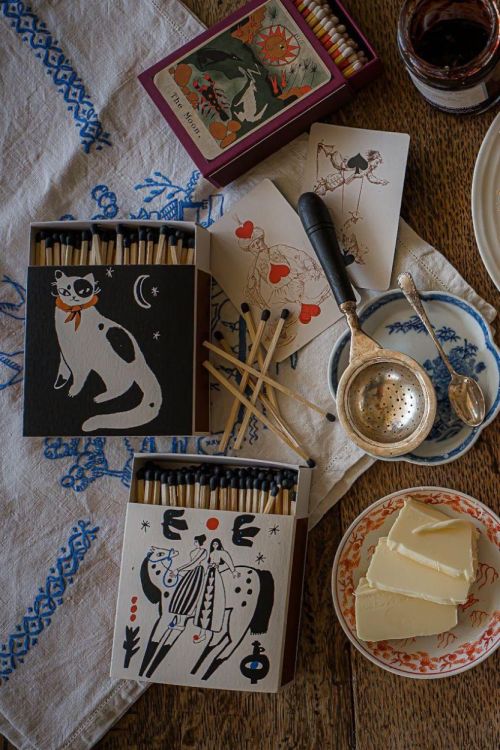 Archivist Gallery Matches Black Spotted Kitten lucifers vierkant () - Panache (Koksijde)