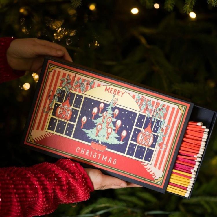 Archivist Gallery Matches Christmas Windows giant allumettes () - Panache (Koksijde)