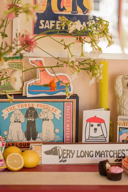 Archivist Gallery Matches Dachshund very long lange lucifers () - Panache (Koksijde)