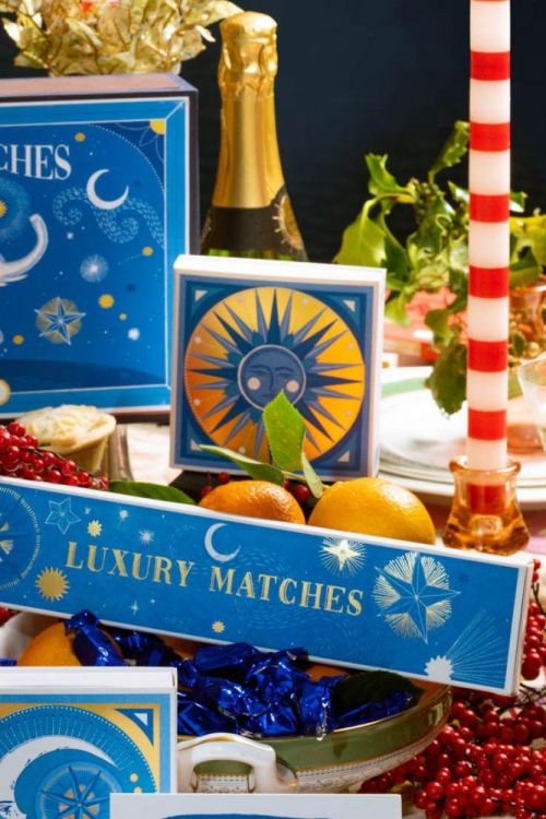 Archivist Gallery Matches Golden Sun lucifers vierkant () - Panache (Koksijde)