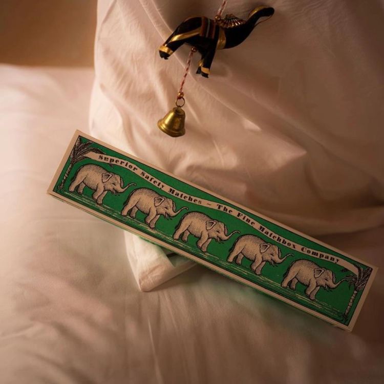 Archivist Gallery Matches Green Elephants allumettes longues () - Panache (Koksijde)