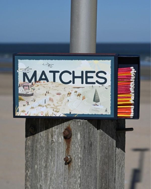 Archivist Gallery Matches Koksijde giant lucifers by Panache (Multi) - Panache (Koksijde)