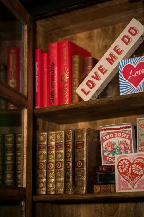 Archivist Gallery Matches Love Me Do lange lucifers () - Panache (Koksijde)