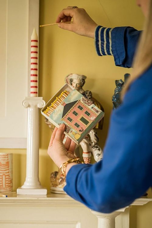 Archivist Gallery Matches Red Brick House lucifers vierkant () - Panache (Koksijde)