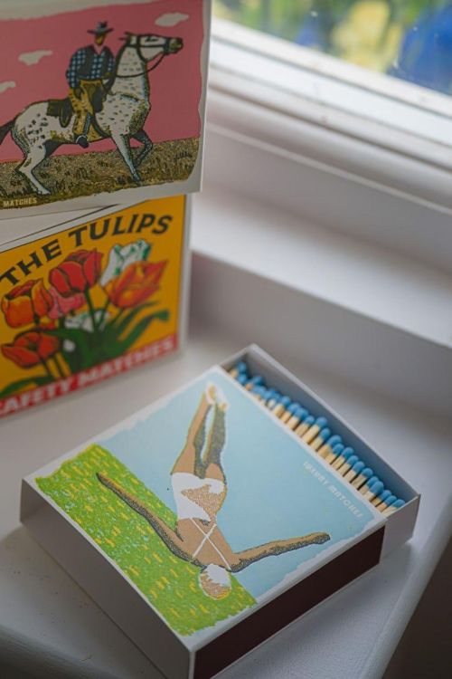 Archivist Gallery Matches The Diver lucifers vierkant () - Panache (Koksijde)