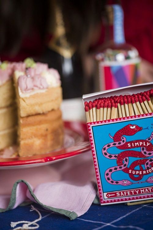 Archivist Gallery Matches Year Of The Snake by Charlotte Farmer lucifers vierkant () - Panache (Koksijde)