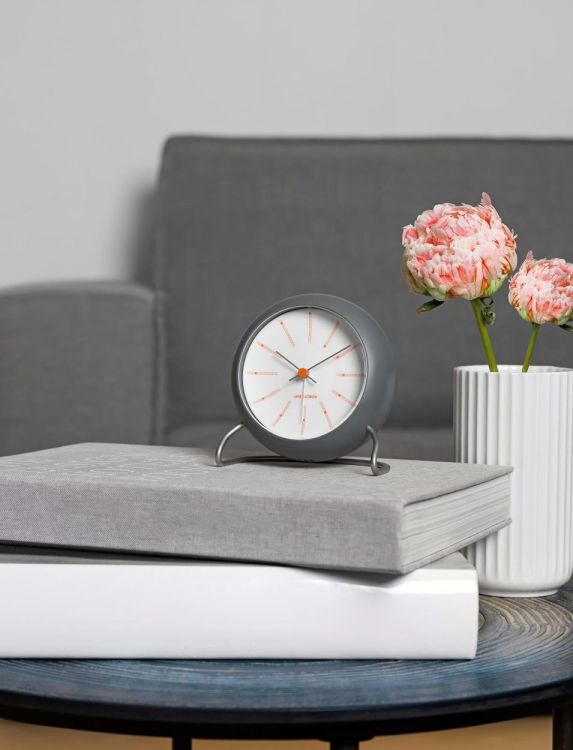 Arne Jacobsen Clocks Bankers Table Clock ø11cm (Dark Grey) - Panache (Koksijde)