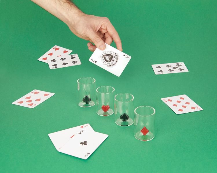 Balvi Set 4 shotglazen Kaartsymbolen (Transparant) - Panache (Koksijde)