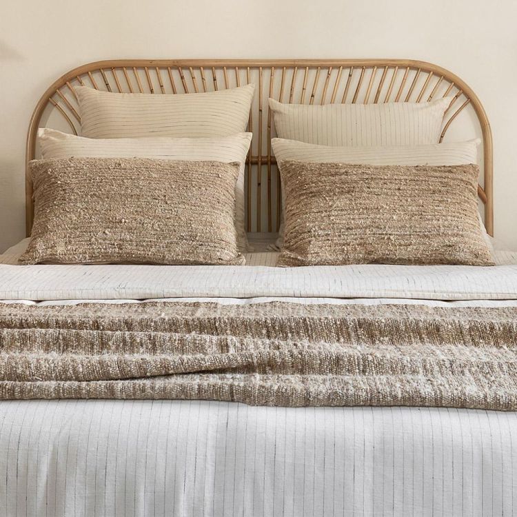 Bed and Philosophy Coussin Gwenn 40x60cm + garniture (Miel) - Panache (Koksijde)