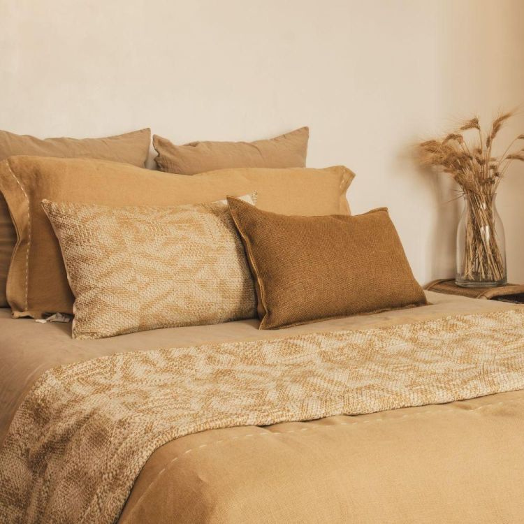 Bed and Philosophy Coussin Vesuve 40x60cm + garniture (Narcis) - Panache (Koksijde)