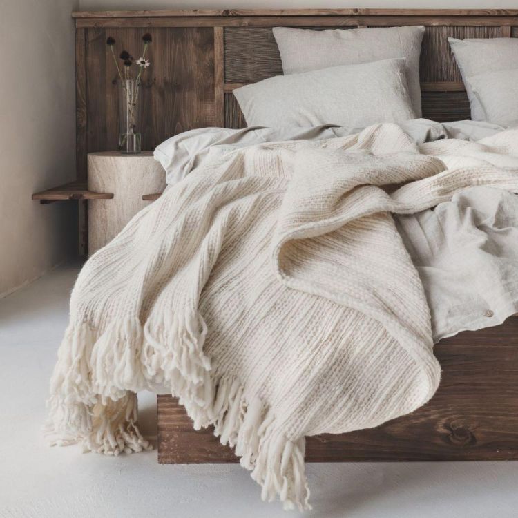 Bed and Philosophy Plaid Murmure Ecru 140x230cm (Chutney) - Panache (Koksijde)