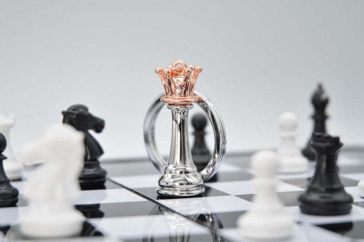 Chocli Keychain Queen Chess (Multi) - Panache (Koksijde)