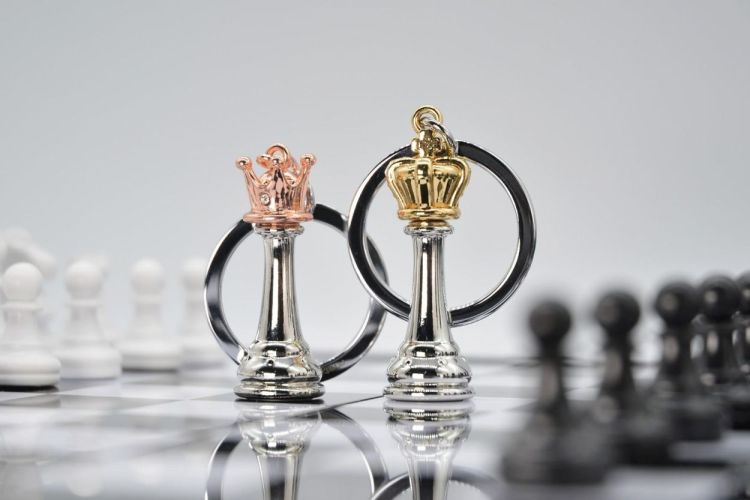 Chocli Keychain Queen Chess (Multi) - Panache (Koksijde)