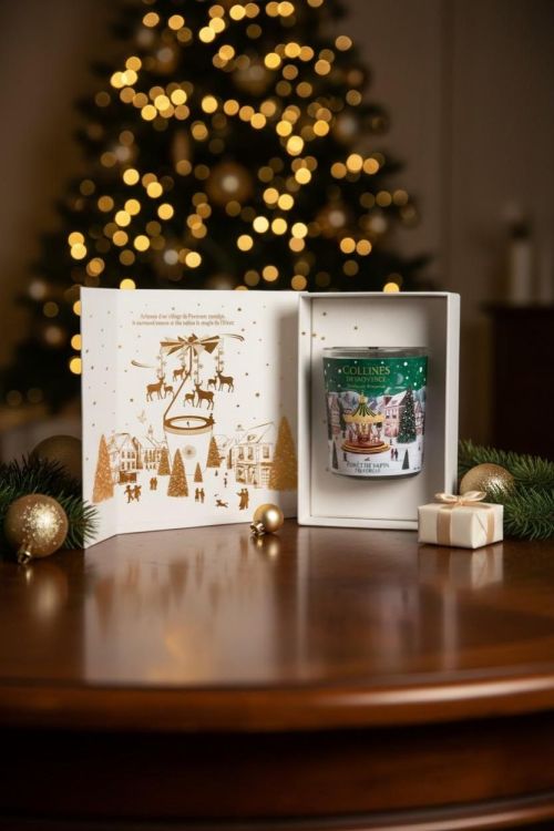Collines de Provence Coffret Cadeau Carrousel + Bougie 360 g – Forêt de Sapin (Groen) - Panache (Koksijde)