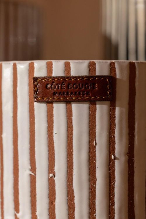 Côté Bougie Marrakech Bougie Parfumée Nomad Zébré M – Kamoun (Terra) - Panache (Koksijde)