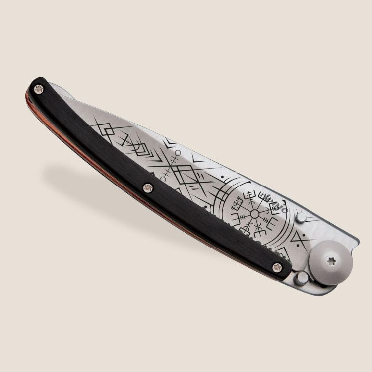 Deejo Tattoo Serration 