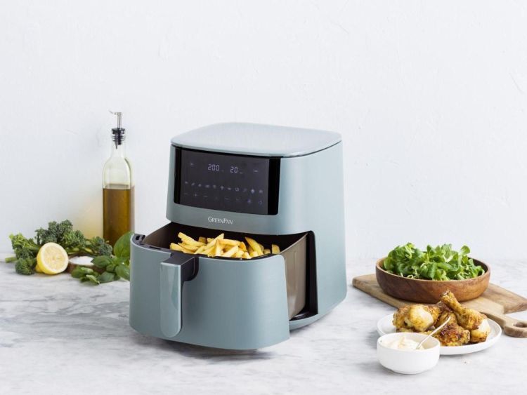 GreenPan Bistro XXL Airfryer 7,2L + Sandra Bekkari Snelle & Gezonde airfryer-recepten (Smokey Blue) - Panache (Koksijde)