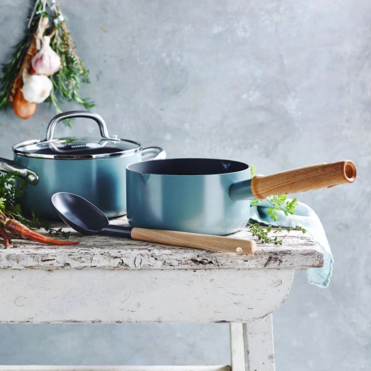 GreenPan Casserole Mayflower avec double bec verseur 16 cm (Blauw) - Panache (Koksijde)