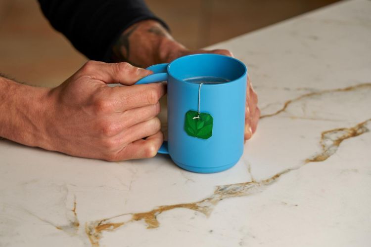 Guzzini Mug 37cl Bio (Mustard Yellow) - Panache (Koksijde)