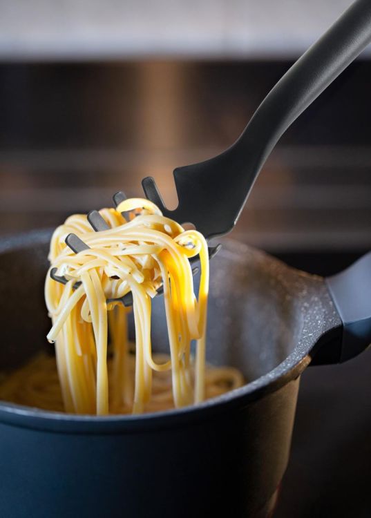 Guzzini Spaghettilepel (Mango Yellow) - Panache (Koksijde)