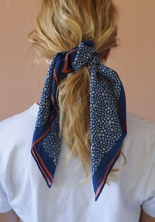 Habiba Autumn Leaf Bandana (Indigo) - Panache (Koksijde)