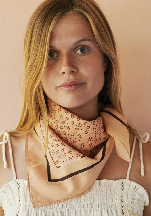 Habiba Petite Berry Bandana (Almost) - Panache (Koksijde)