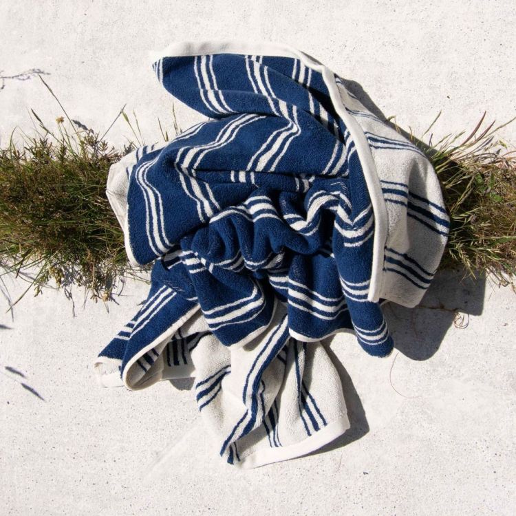 Homehagen Serviette de plage Retro Stripe 100x150cm (Indigo) - Panache (Koksijde)