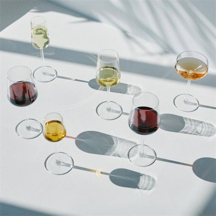 iittala Set de 4 verres à vin rouge - Essence (Clear) - Panache (Koksijde)