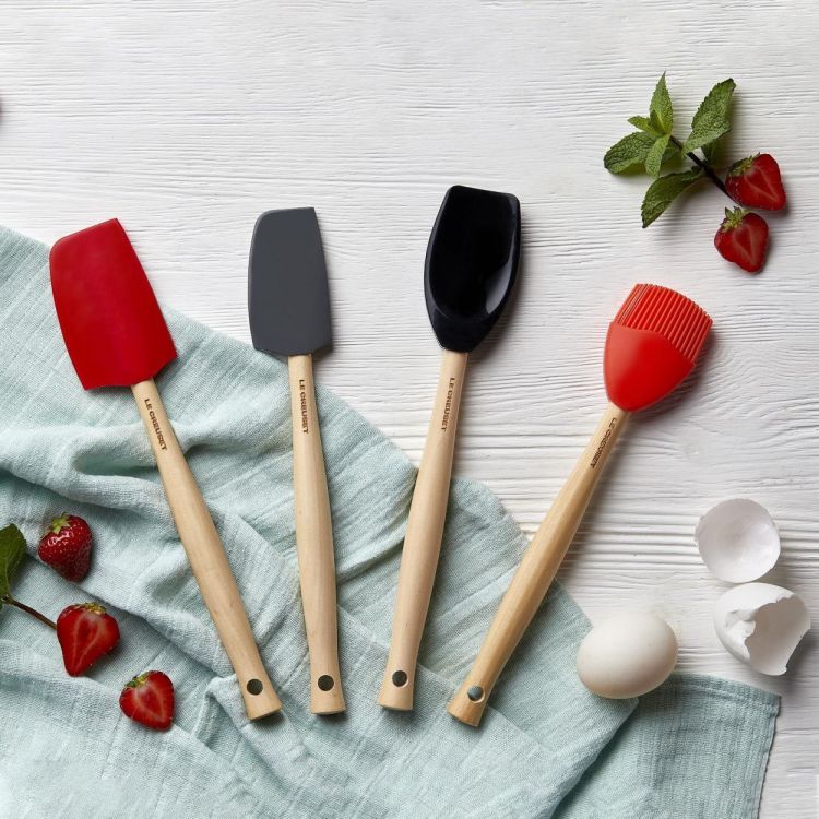 Le Creuset Spatule médium en silicone (Kersenrood) - Panache (Koksijde)