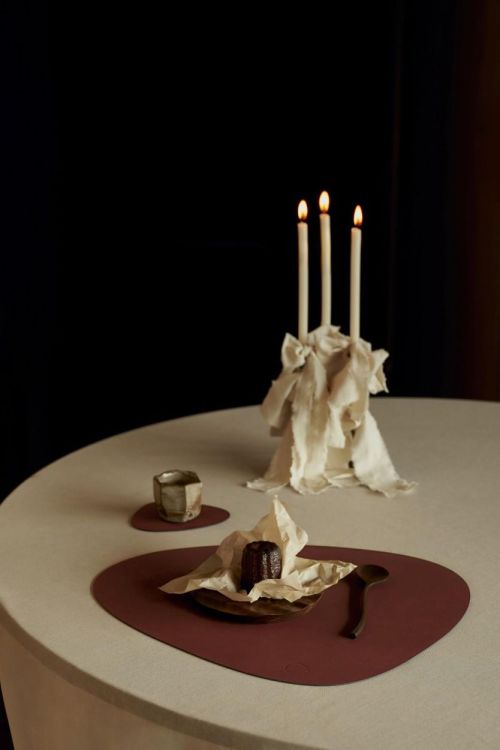 LIND DNA Nupo Placemat Curve L (Burgundy) - Panache (Koksijde)
