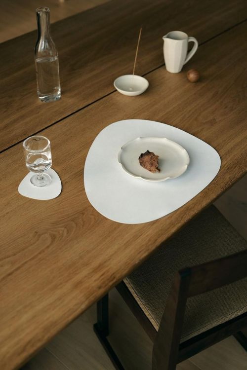 LIND DNA Set de table Nupo Curve L (Pure White) - Panache (Koksijde)