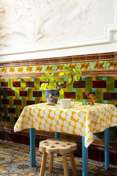 Lola Tafelkleed PVC 140x250cm - Lets Dance Honey (Multi) - Panache (Koksijde)