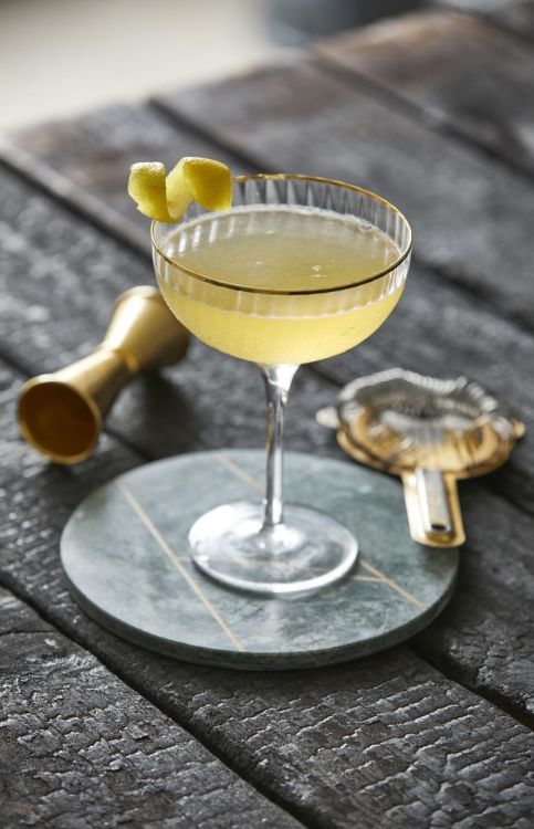 Lyngby Glass 4 Cocktailglazen Palermo Gold 315ml (Gold) - Panache (Koksijde)