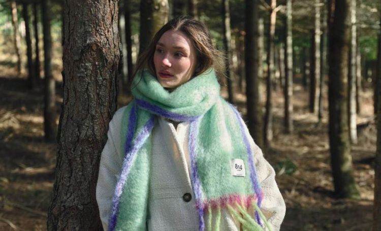 Mantas Ezcaray Twist Frame Foulard 22x250cm () - Panache (Koksijde)