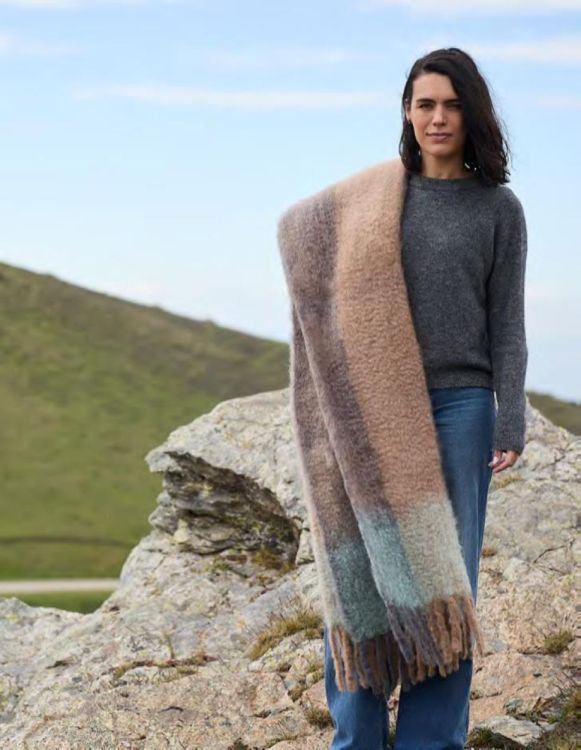 Mantas Ezcaray TWIST FRAME THROW 130x200cm () - Panache (Koksijde)