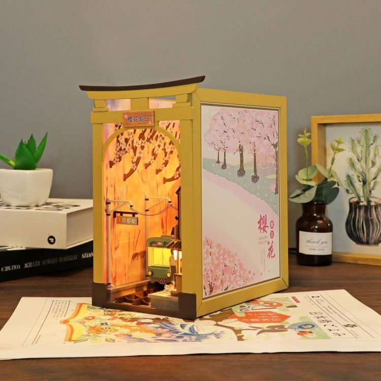 Nooki Book Nook Kit - Sakura Holiday (Multi) - Panache (Koksijde)