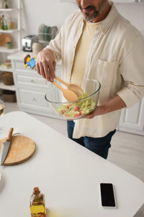 Ototo Design Sal - saladetang (Hout) - Panache (Koksijde)