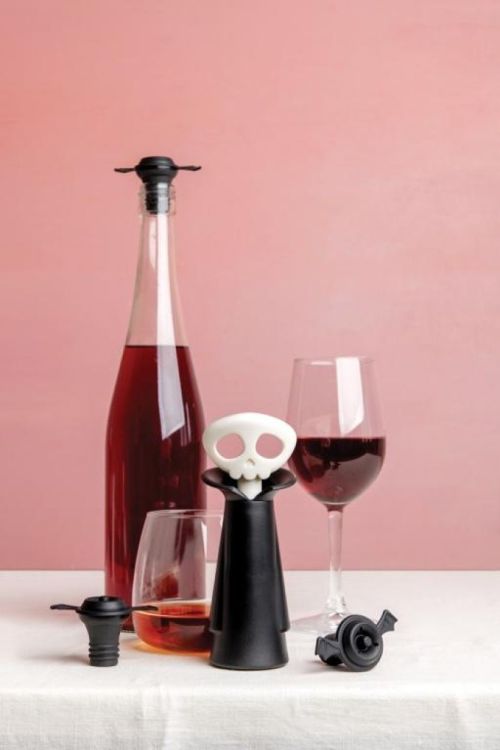 Ototo Design Spookelier - vacuümpomp met wijnstoppers (Zwart) - Panache (Koksijde)