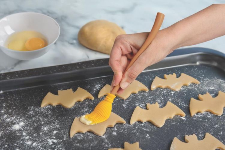 Ototo Design Witchin - Set de spatule et pinceau de pâtisserie (Multi) - Panache (Koksijde)