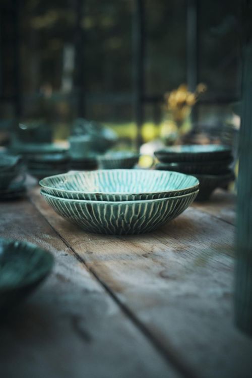 Pascale Naessens Serveerschaal M Ø26cm - Verde Lanza (Groen) - Panache (Koksijde)