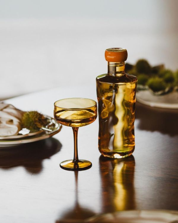 Paveau Glassware Swirl waterfles met draaidop 750ml (Dune) - Panache (Koksijde)