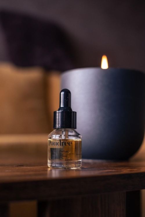 Poudrée Paris Geurolie kaarsenzand 15ml - Une Ballade à Tokyo (Une Ballade à Tokyo) - Panache (Koksijde)