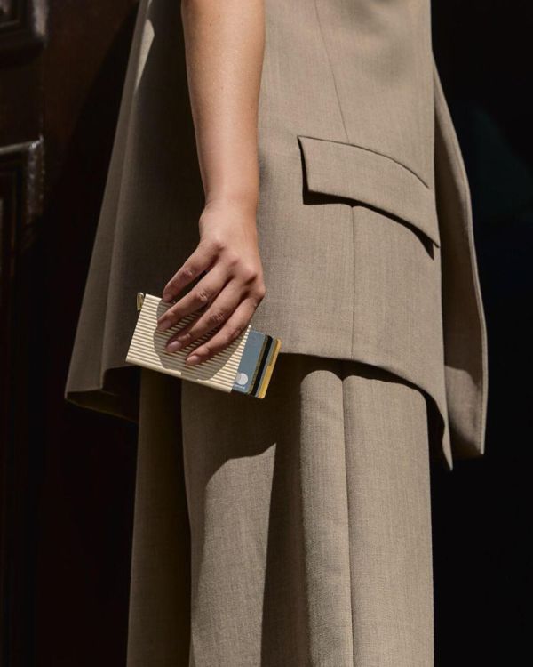 Secrid Cardprotector Fluted PREMIUM+ (Cashmere) - Panache (Koksijde)