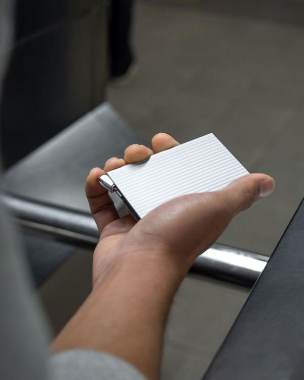 Secrid Cardprotector Fluted PREMIUM+ (Silver) - Panache (Koksijde)