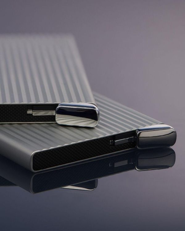 Secrid Cardprotector Fluted PREMIUM+ (Silver) - Panache (Koksijde)