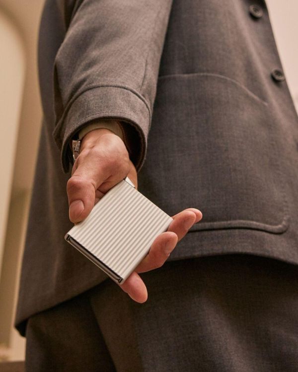 Secrid Cardprotector Fluted PREMIUM+ (Silver) - Panache (Koksijde)