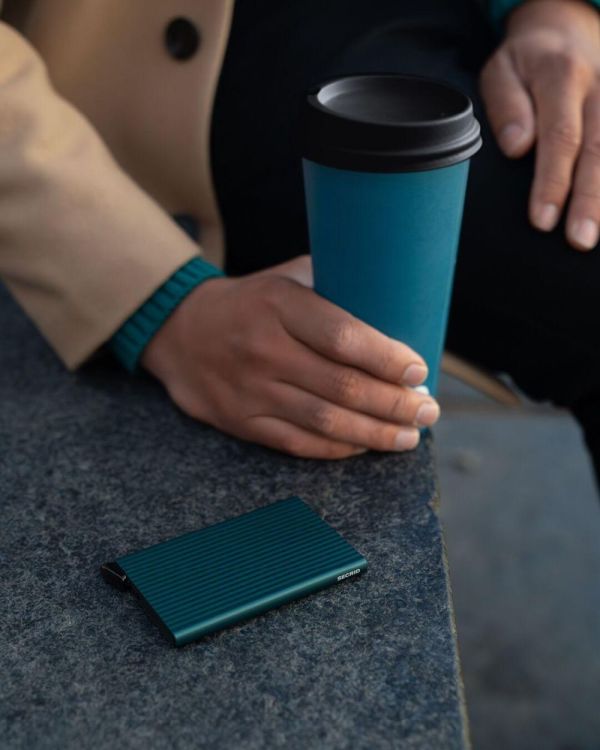 Secrid Cardprotector Fluted PREMIUM+ (Teal) - Panache (Koksijde)