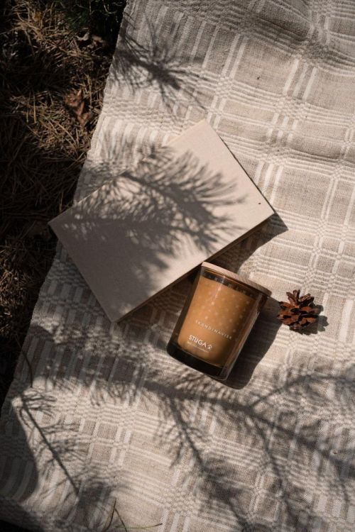 Skandinavisk STUGA geurkaars 200g Secluded Sanctuary (Stuga) - Panache (Koksijde)